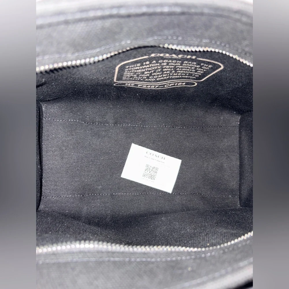 COACH Cargo Tote 26 Black Canvas Crossbody Bag - Excellent Condition - Picture 12 of 14